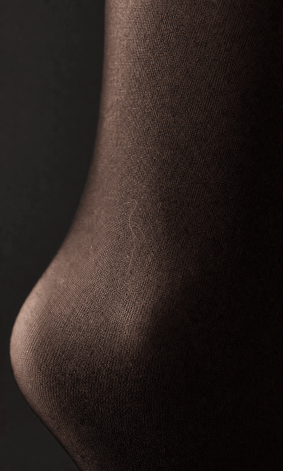 Tonal CRANE PAUSE knit macro AI concept